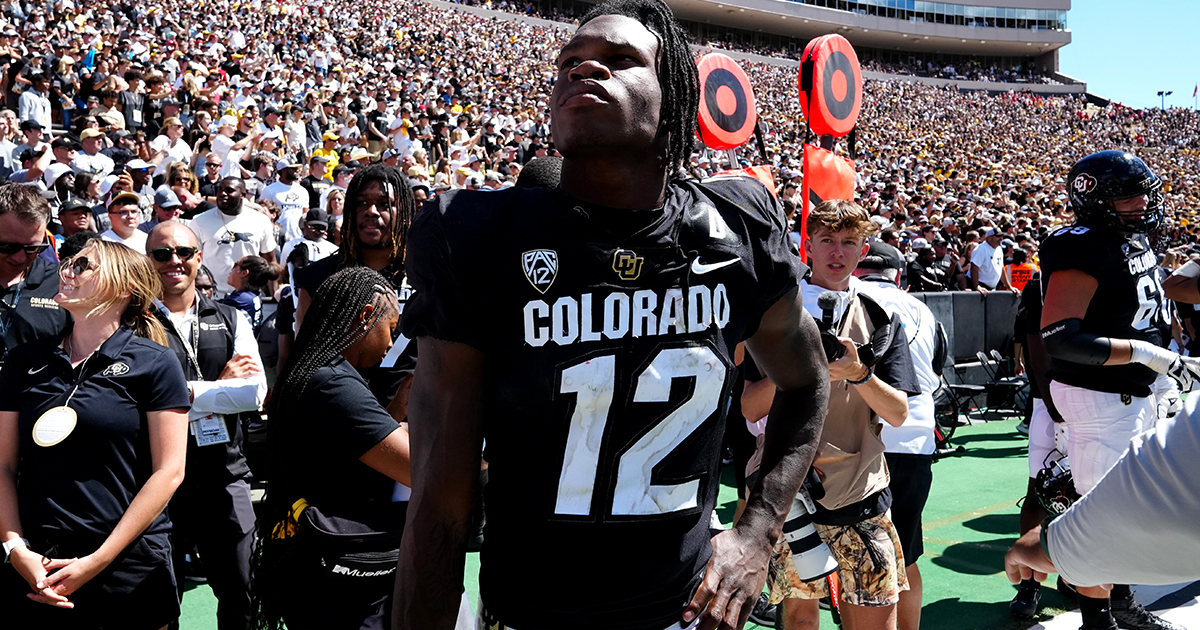 Travis Hunter visibly upset on the Colorado sideline during the close game against Baylor