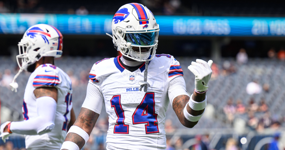 Stefon Diggs responds to Bills reporter's 'very hurtful' comments caught on  hot mic