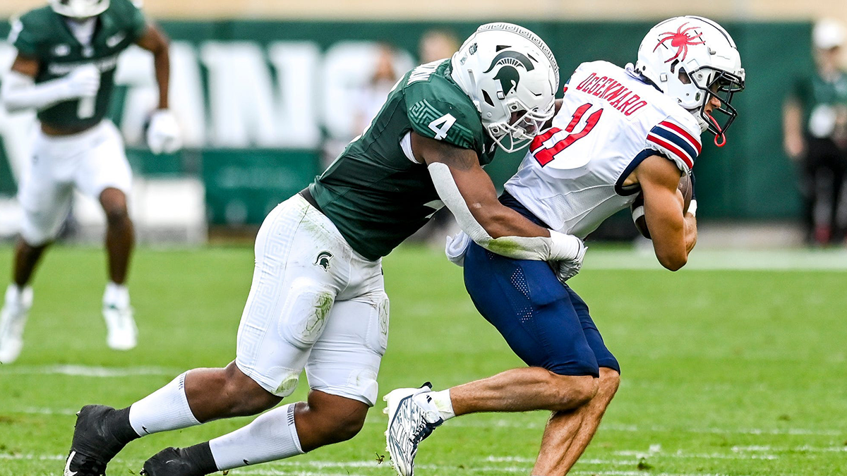 Snap counts, PFF grades: A closer look at Michigan State's defensive woes  vs. Washington 