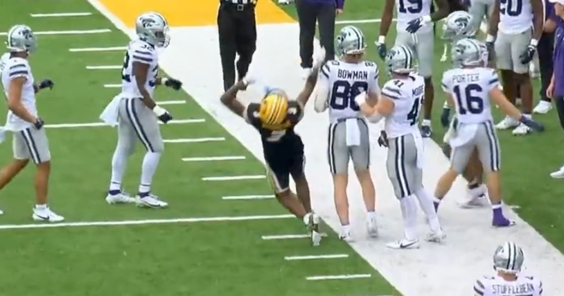 Luther Burden of Missouri tries hilarious flop vs. Kansas State