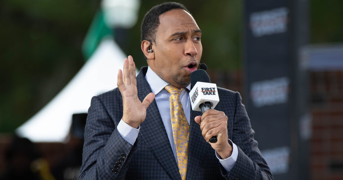 Stephen A. Smith booed after bouncing Yankees' first pitch