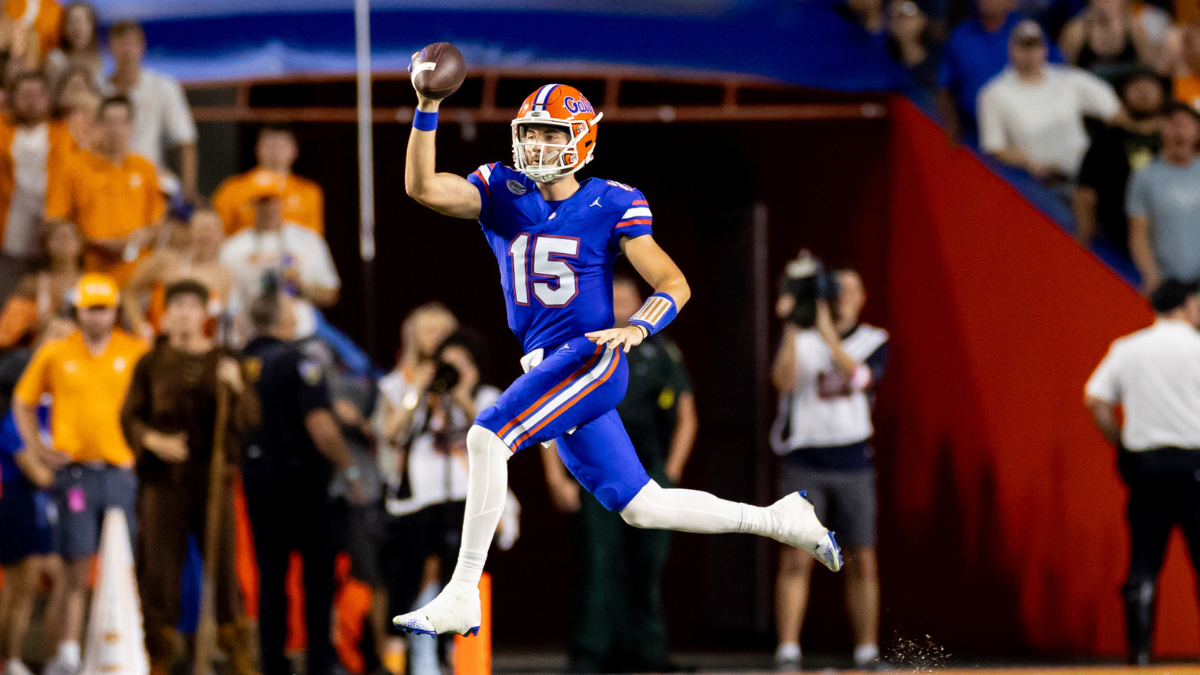 Florida upsets No. 11 Tennessee 29-16 for the Gators' 10th straight victory  at home in the series