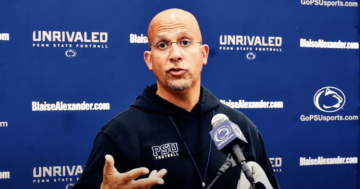 Watch Penn State head coach James Franklin do push-ups on the sideline