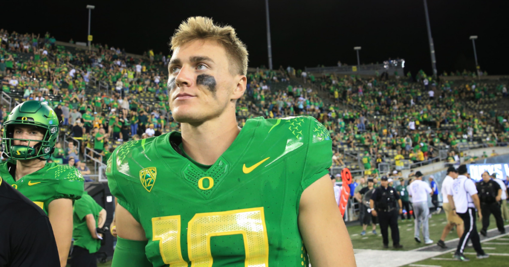 Oregon Bo Nix leaves the field after the game against Hawaii in Eugene, Ore. Sept. 16, 2023.