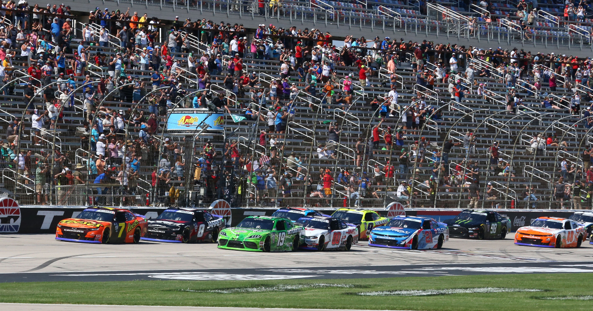 Austin Hill, Josh Berry wreck out of Texas playoff race in final stage