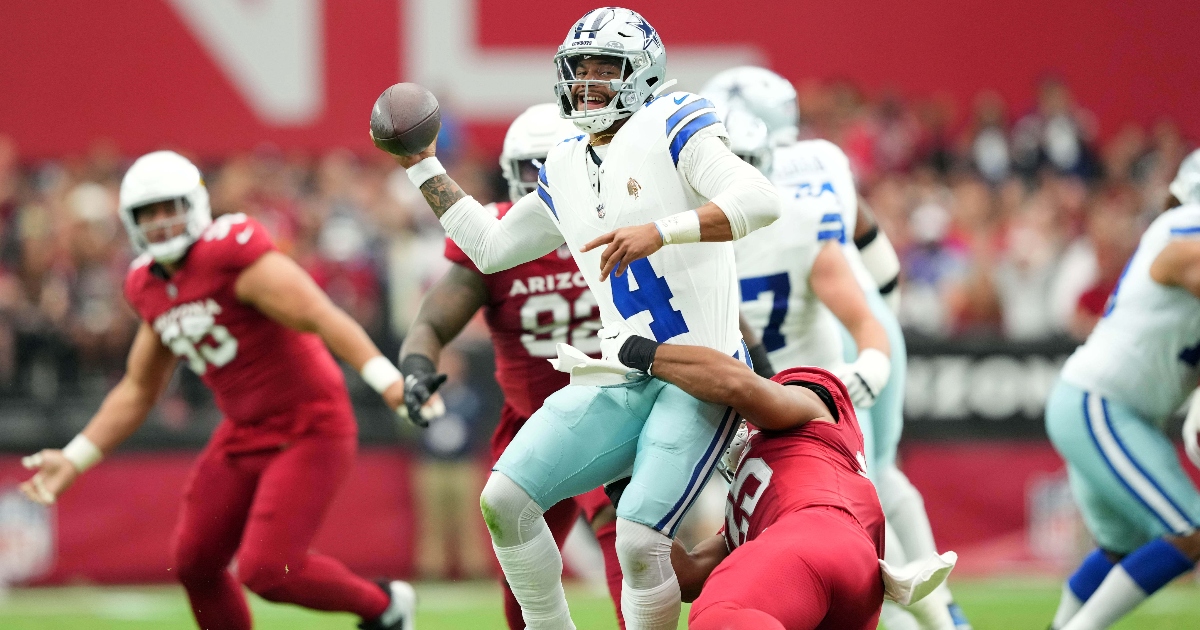 Commentary: When the Dallas Cowboys needed the better QB, Dak Prescott was  anything but