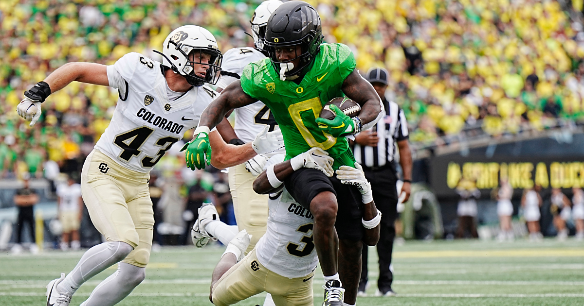 Oregon's Bucky Irving tabbed by PFF as one of the nation's top