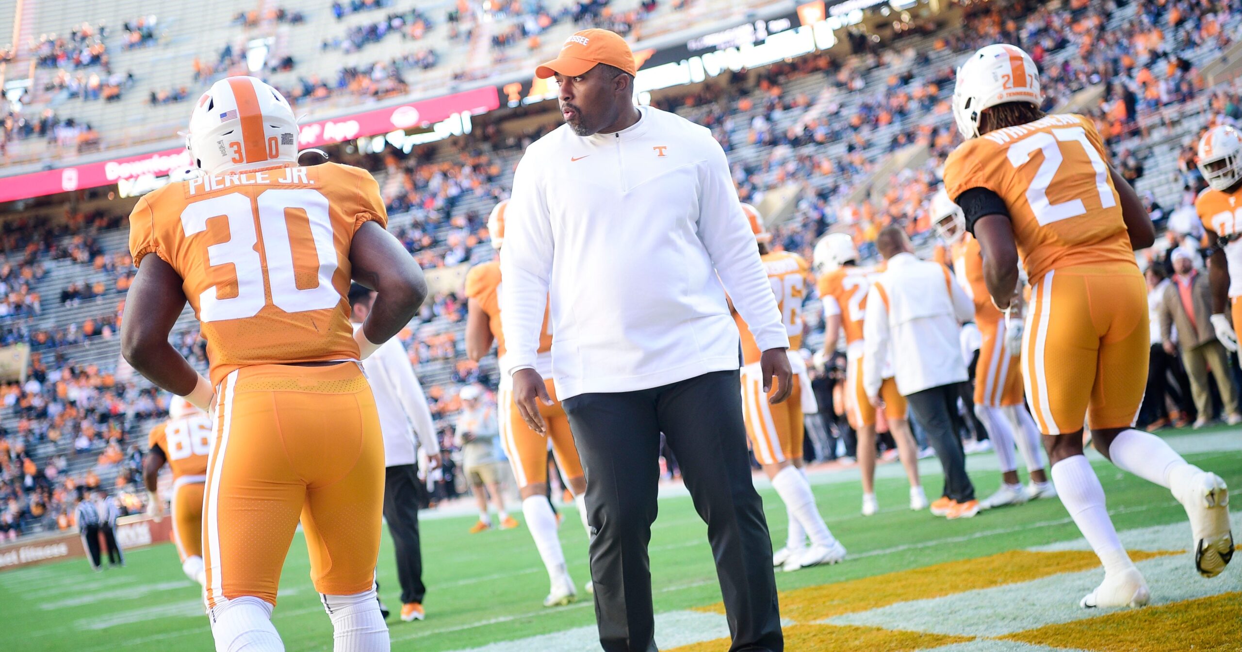 Watch: Tennessee RB Coach Jerry Mack Tuesday Press Conference