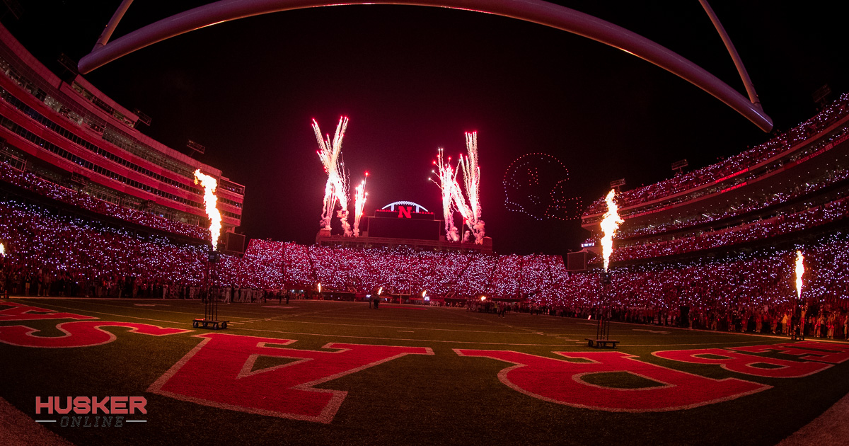 Board of Regents approves $450 million Memorial Stadium renovation