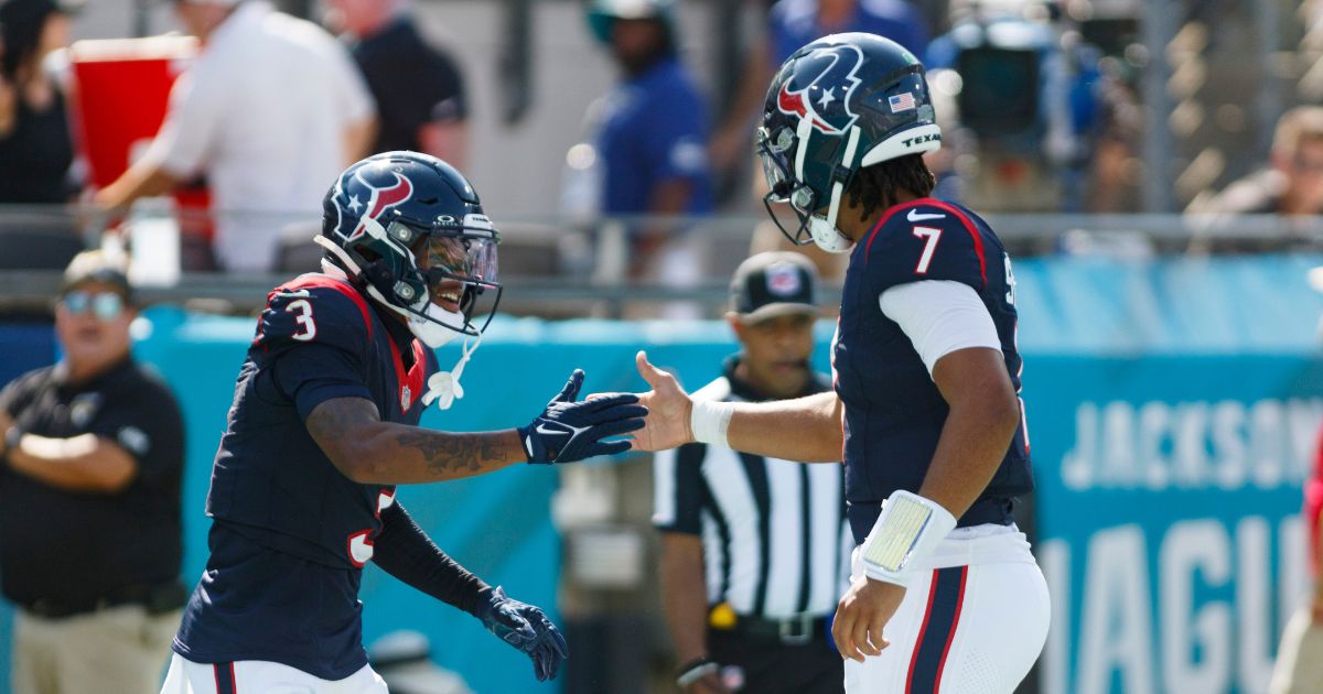 Texans: CJ Stroud talks to Ryan Day after he and Ohio State wins