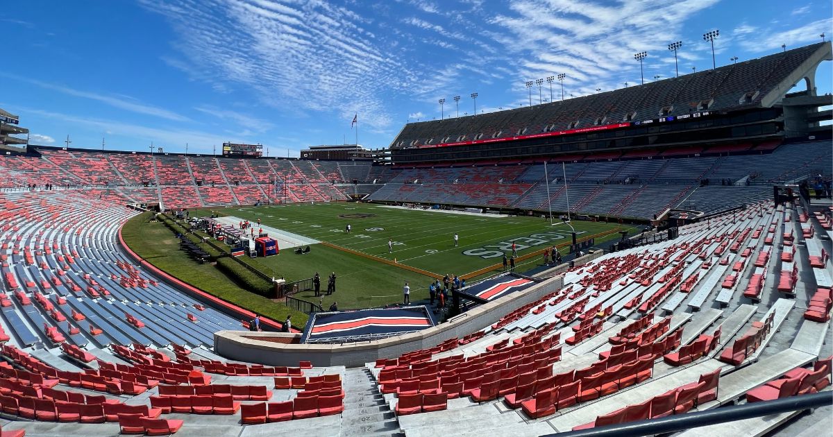 Georgia-Auburn kickoff at 3:30 p.m. on CBS - University of Georgia Athletics