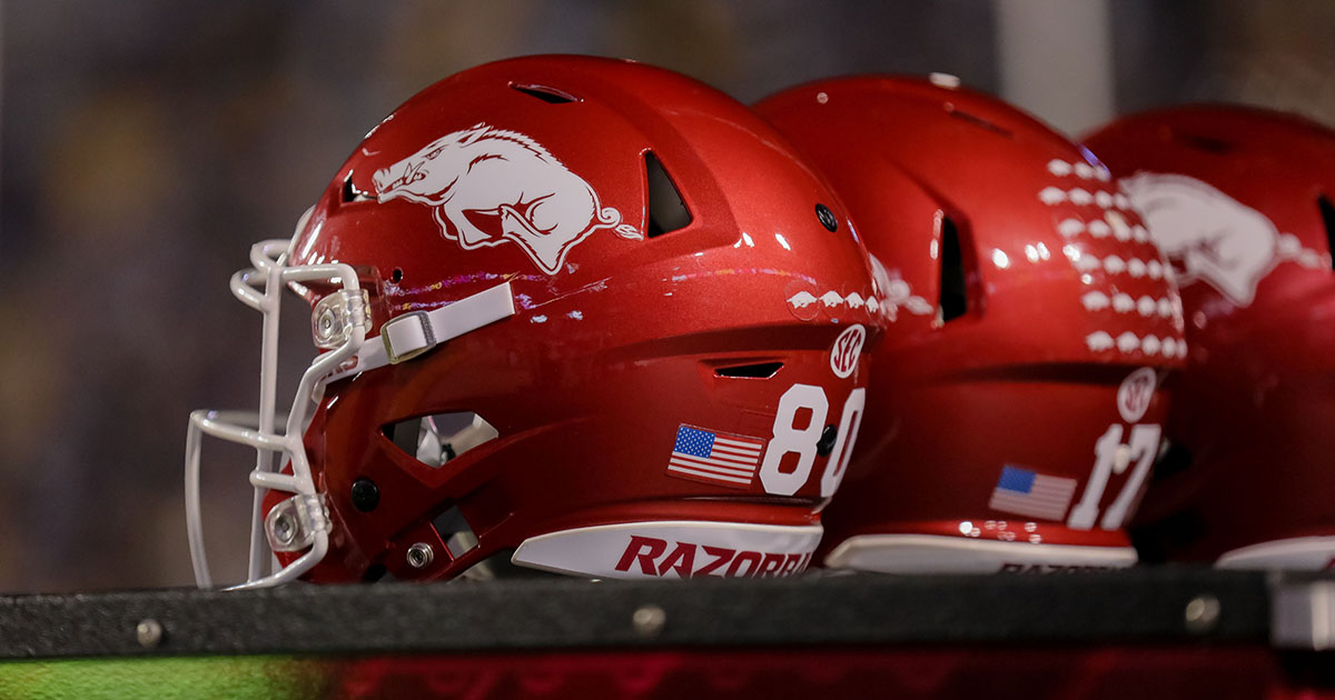 Arkansas wide receiver Samuel Mbake plans to enter the NCAA Transfer Portal