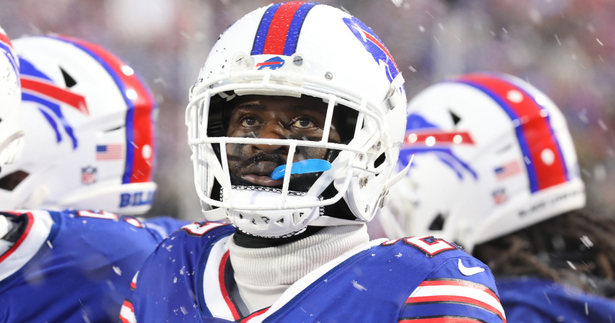 Buffalo Bills CB Tre'Davious White carted off field after non-contact leg  injury - On3