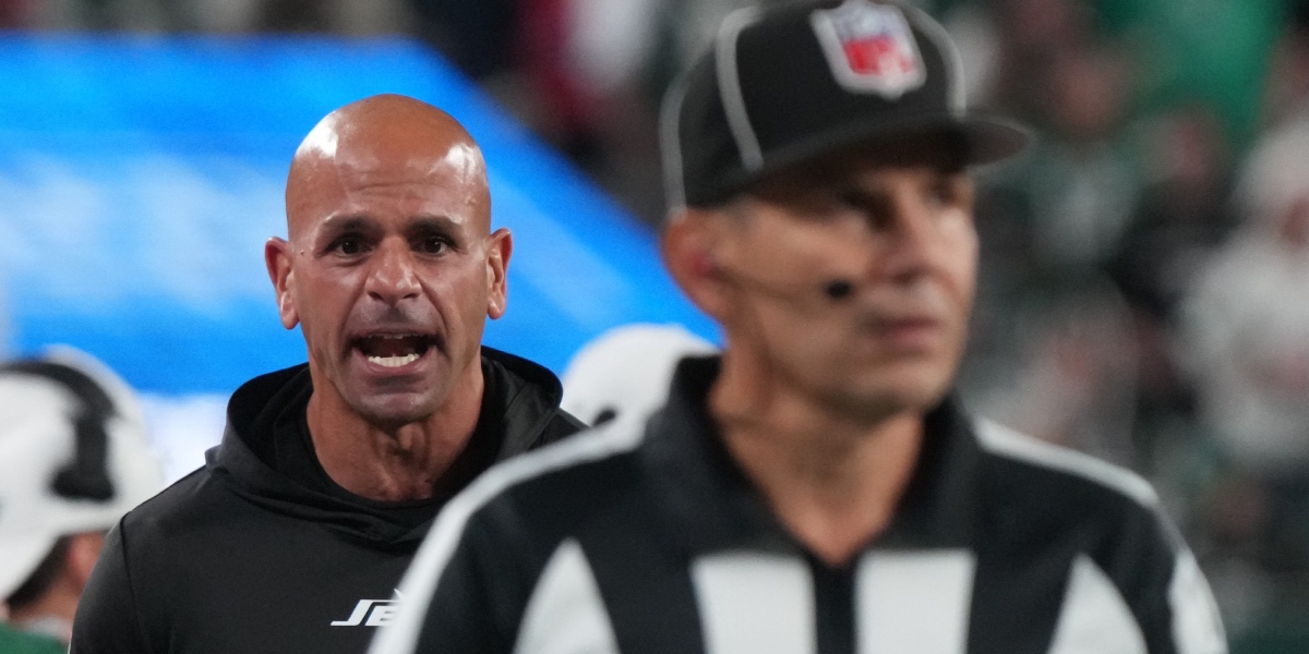 Jets not happy with questionable penalty call that turned the game