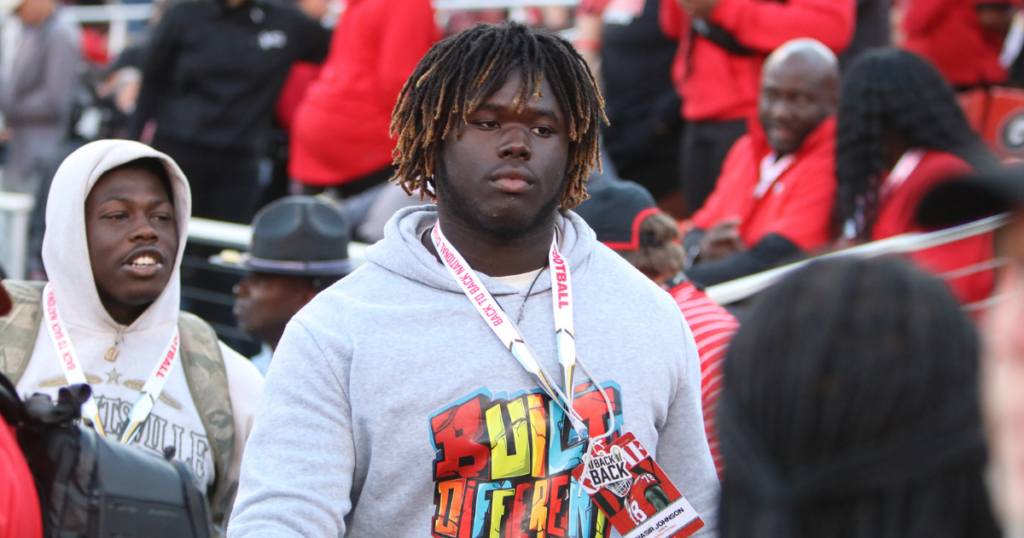 LOOK: Prospects enter stadium for Georgia vs Kentucky