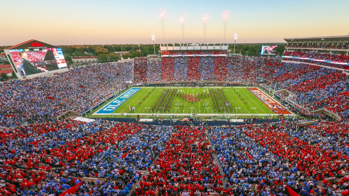 PHOTOS No. 16 Ole Miss striped the Vaught and stymied rival Arkansas