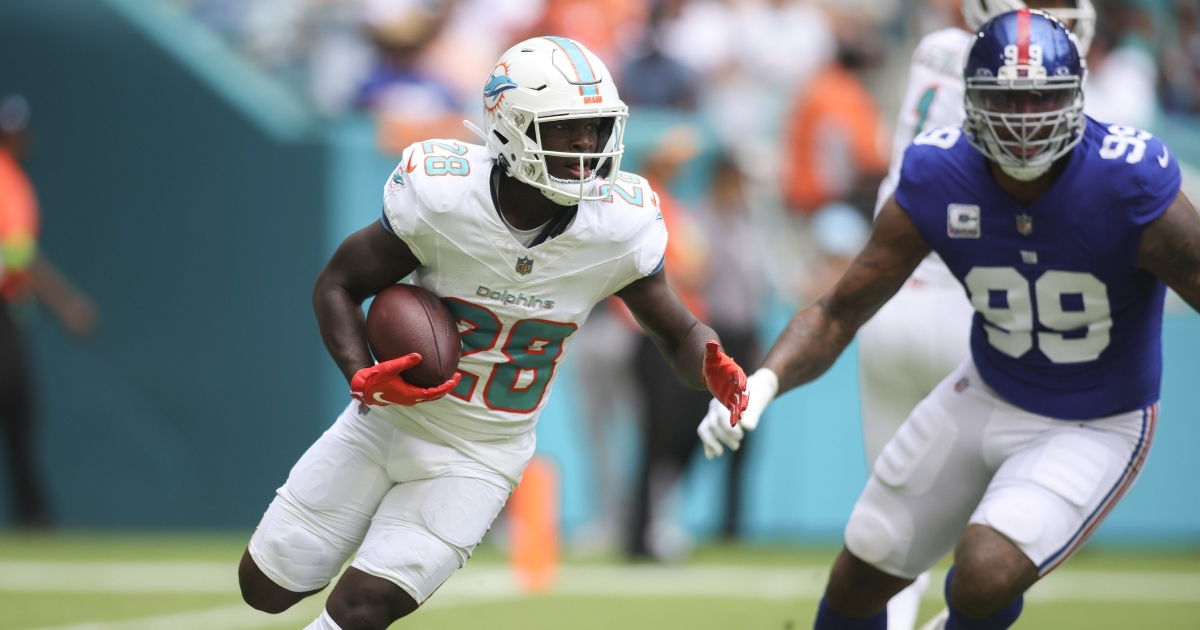 Miami Dolphins running back De'Von Achane's best plays in 4-TD