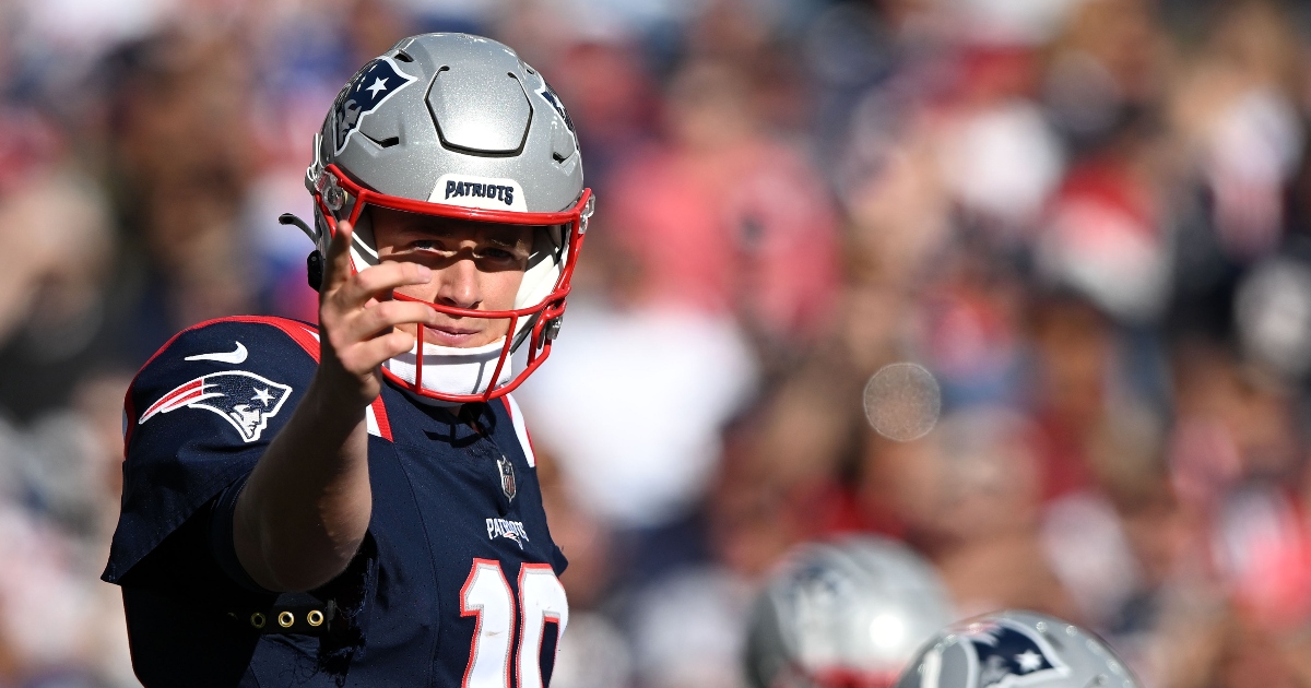 Patriots bench QB Mac Jones against Dallas Cowboys