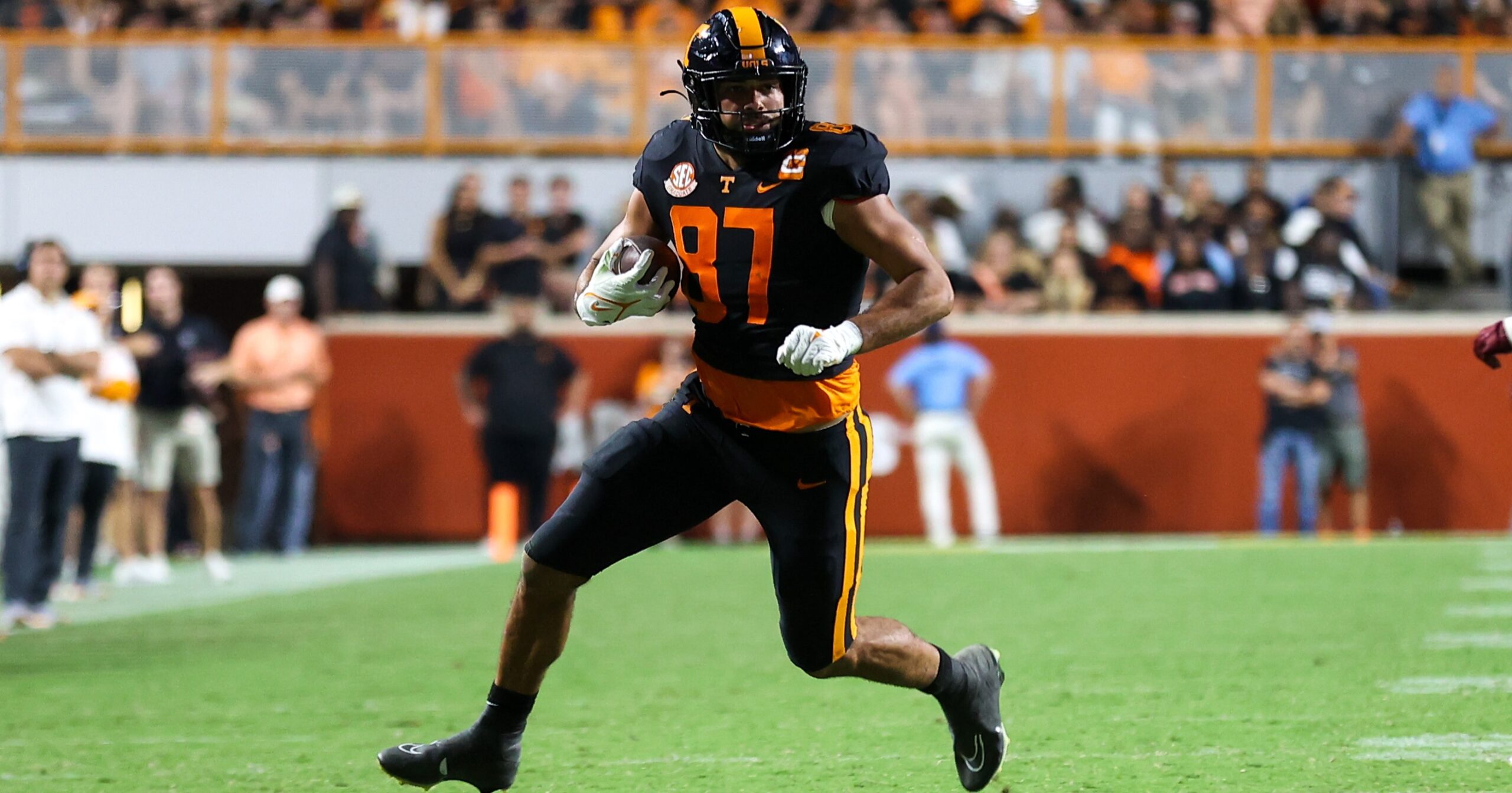 Volquest breaks down Tennessee Football's 41-20 win over South