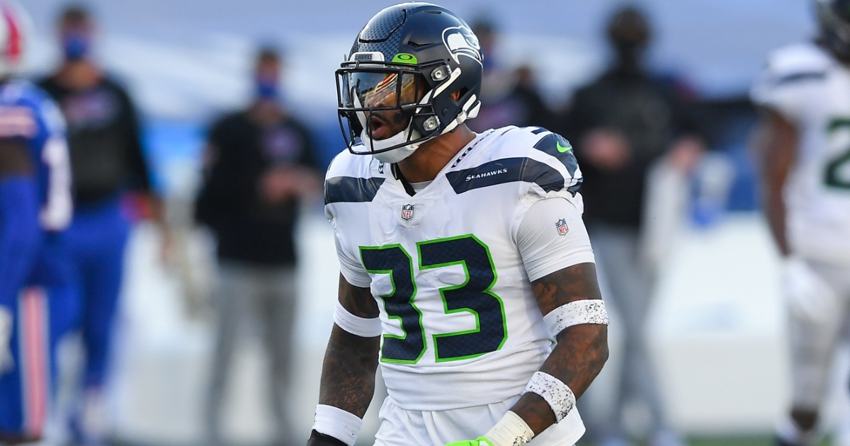 Seahawks safety Jamal Adams suffers concussion on first drive