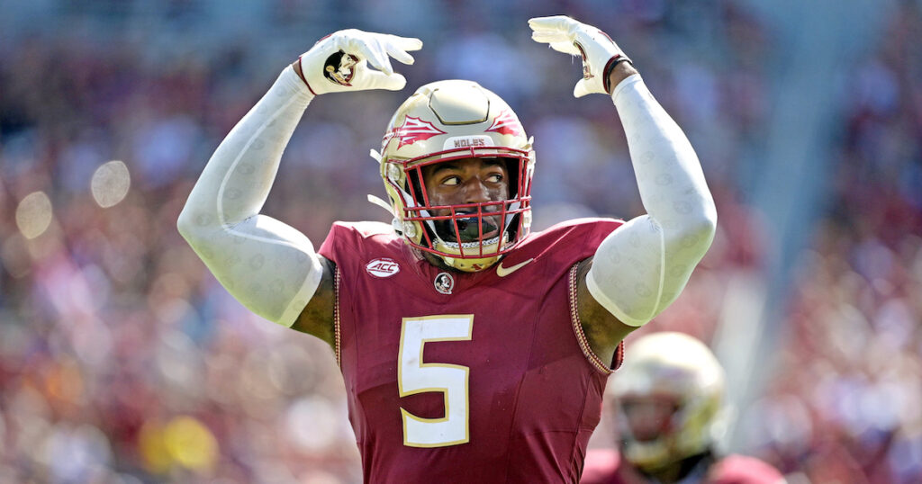 Florida State Seminoles defensive end Jared Verse