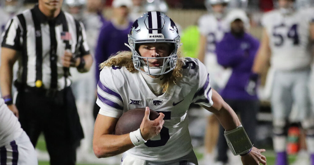 Avery Johnson escapes for a Kansas State touchdown