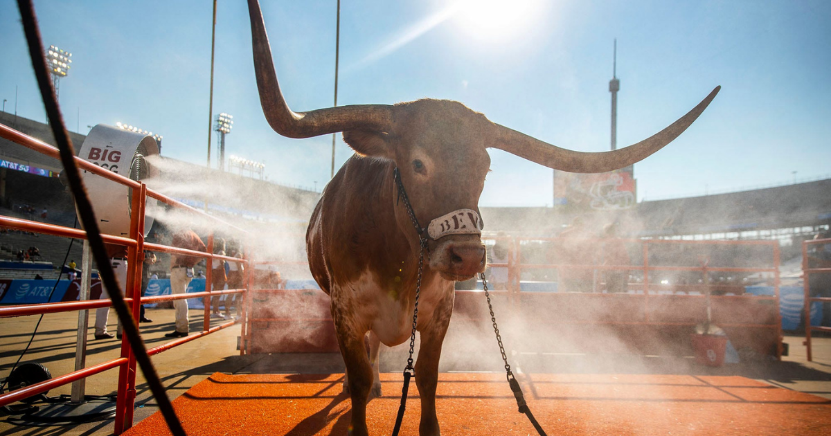 There's already a spread for next week's Texas vs. matchup, and