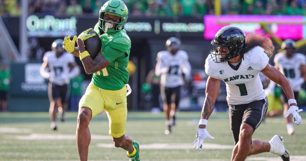 pair-of--oregon-ducks-named-to-ap-midseason-all-american-team