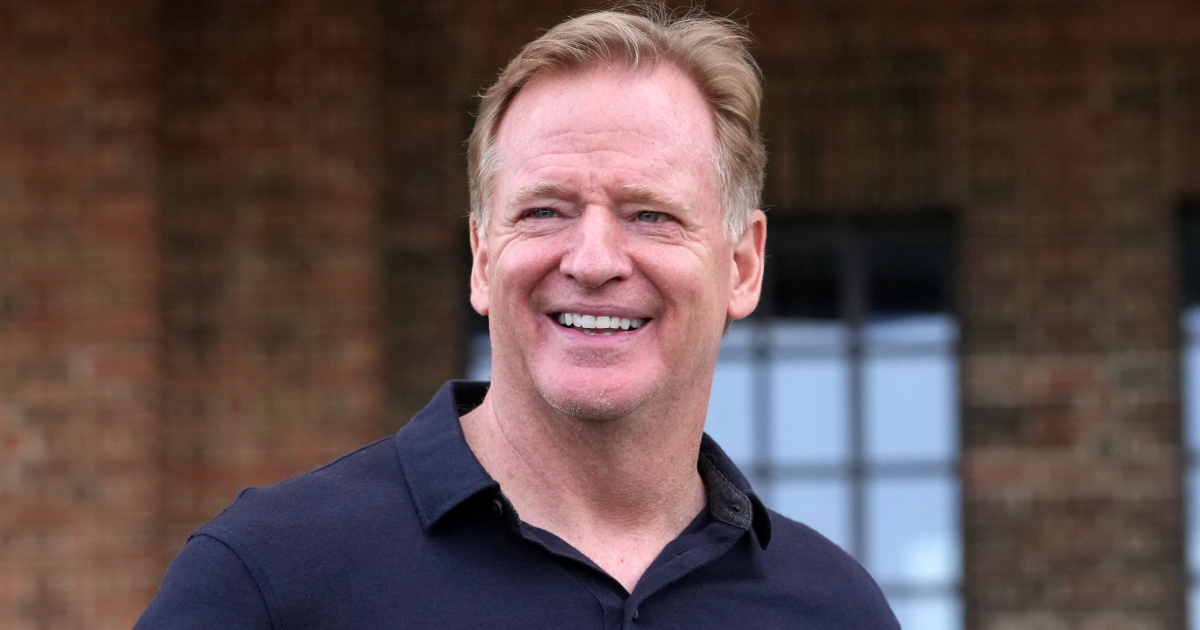 NFL officially extends Roger Goodell's contract for three years