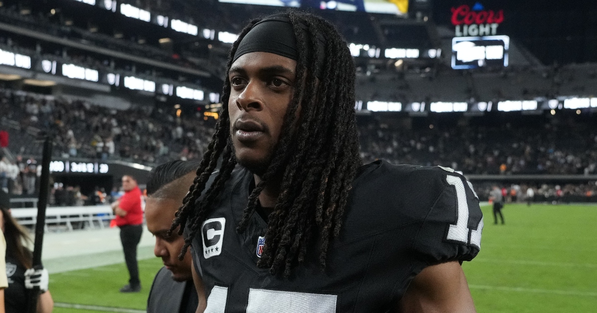 Adam Schefter reveals surprising twist at Raiders WR