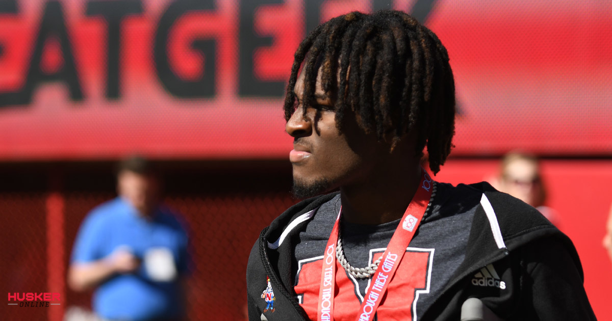 Nebraska DB commitment Evan Taylor enjoys first game day experience in