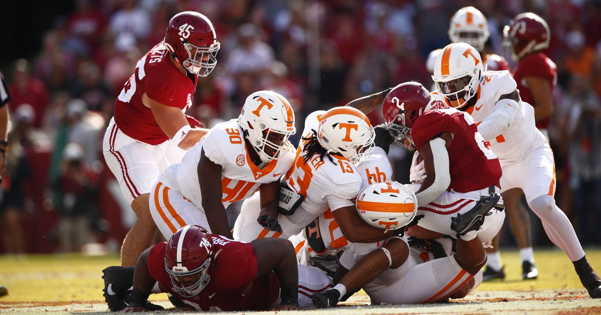 Vols return opening kickoff for TD, first since '80