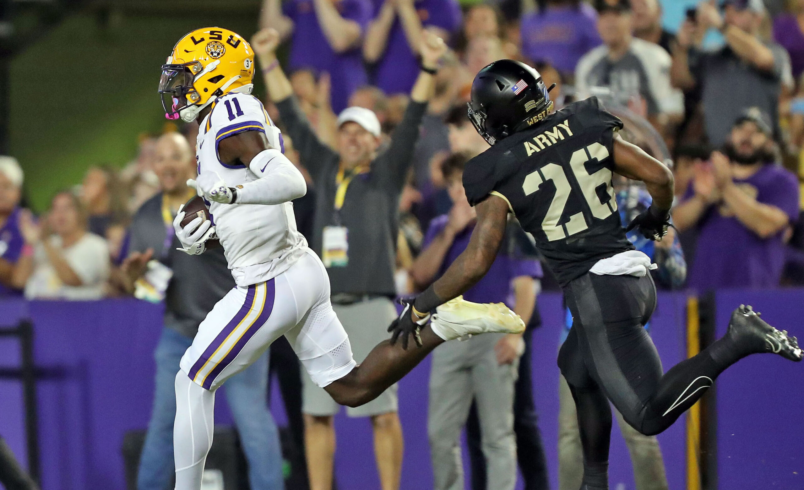 Reaction: LSU cruises past Army 62-0  What can we take away from this  blowout? 