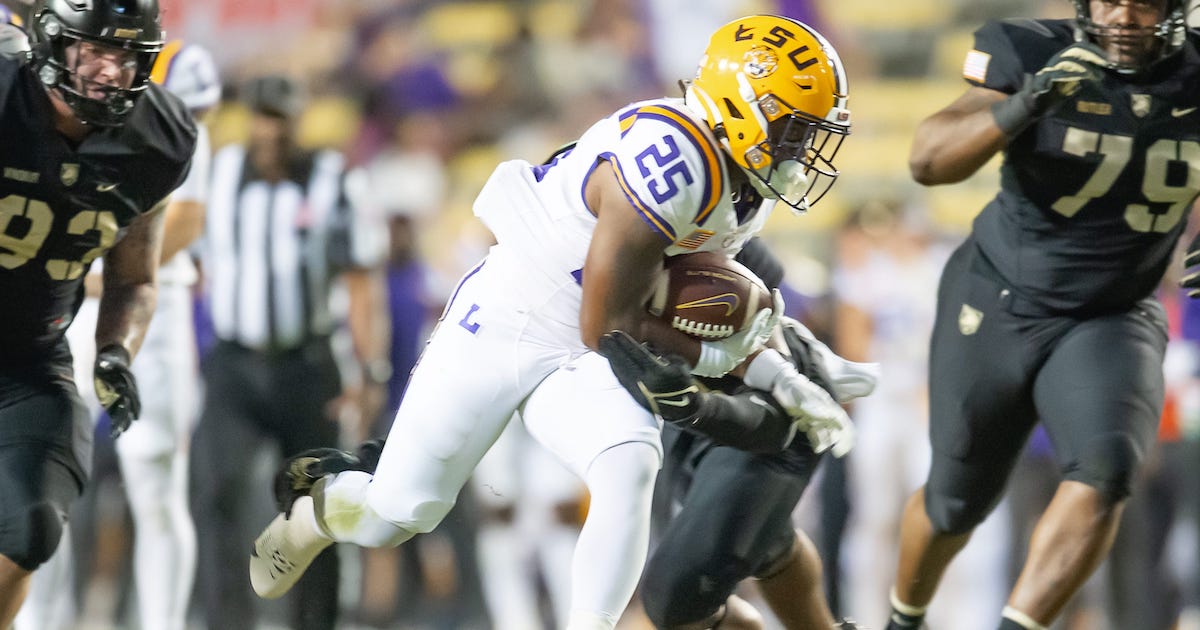 Reaction: LSU cruises past Army 62-0  What can we take away from this  blowout? 