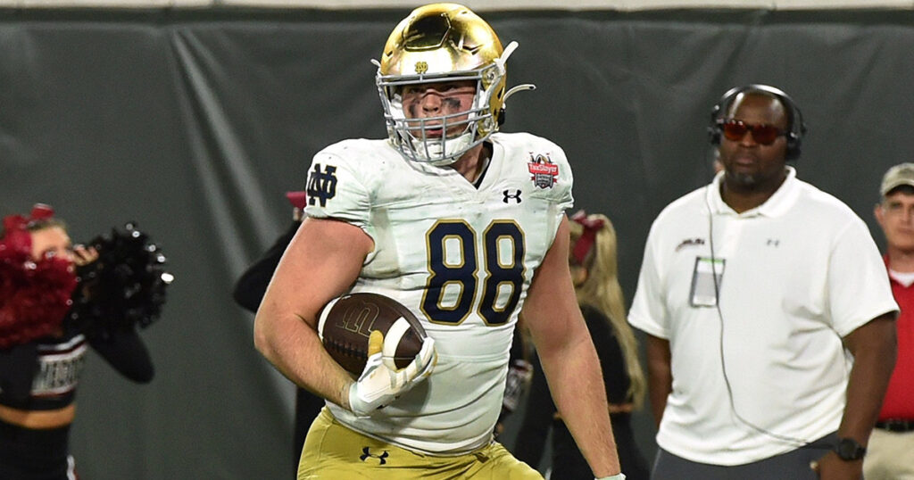 Notre Dame TE Mitchell Evans