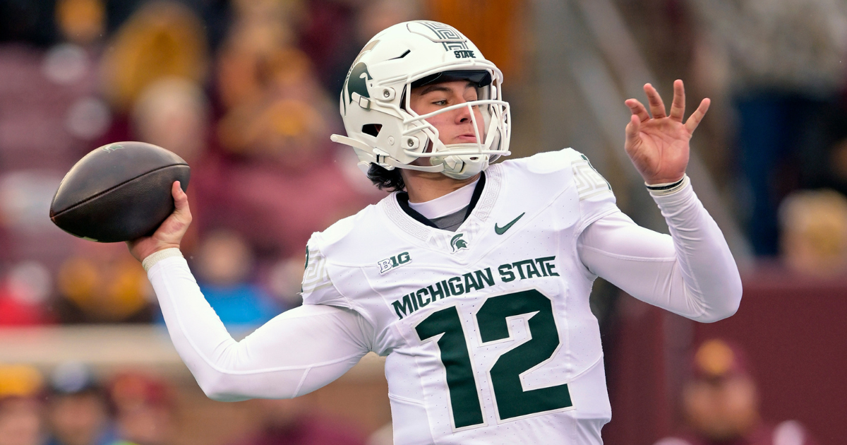 Katin Houser, Michigan State QB, plans to enter transfer portal