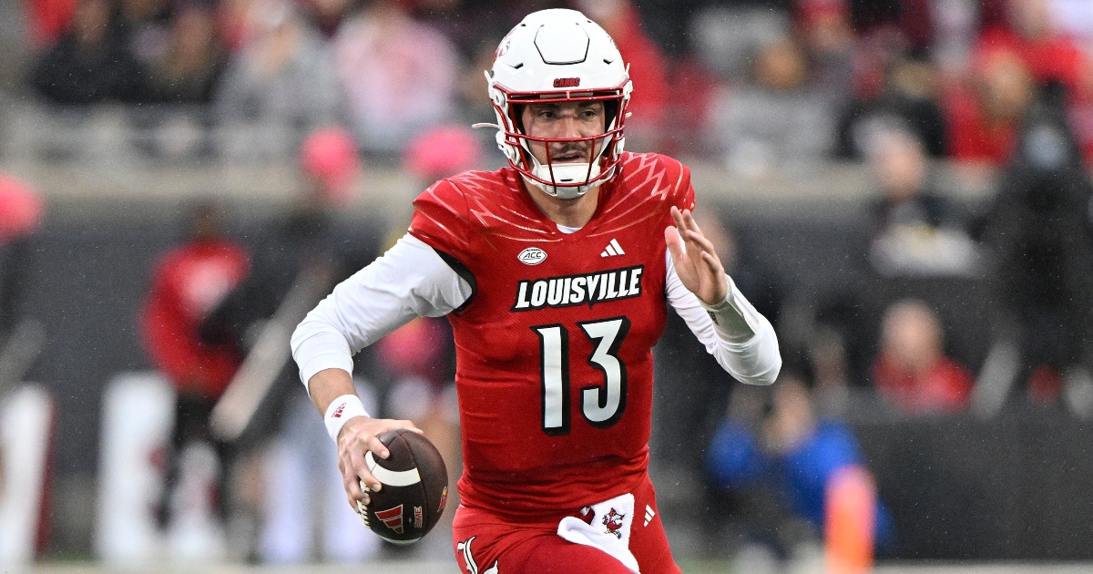 Louisville football reveals new uniforms ahead of Ole Miss matchup - The  State of Louisville