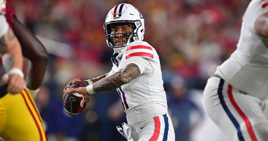 Arizona QB Noah Fifita