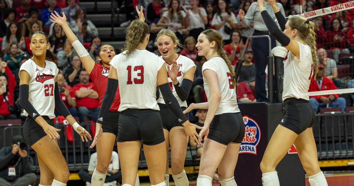 No. 1 Nebraska Volleyball Sweeps Rutgers, Tying Undefeated Streak