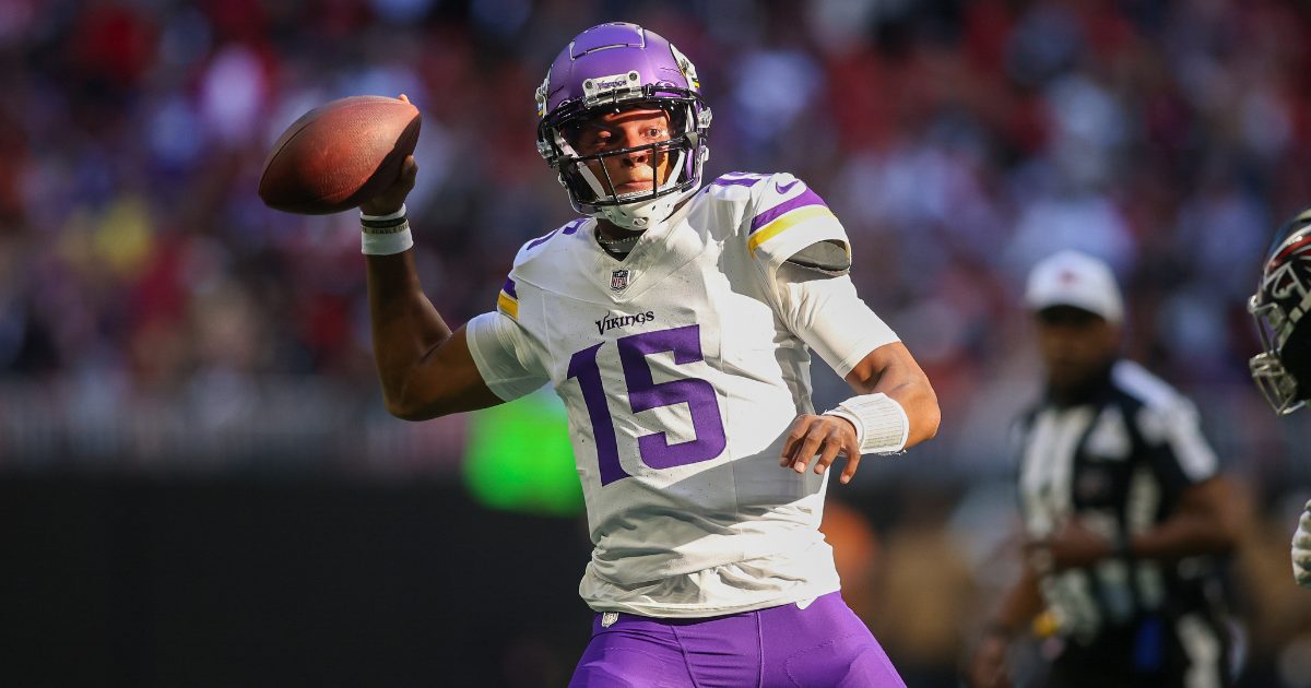 Josh Dobbs recorded wild NFL first with performance in Vikings win