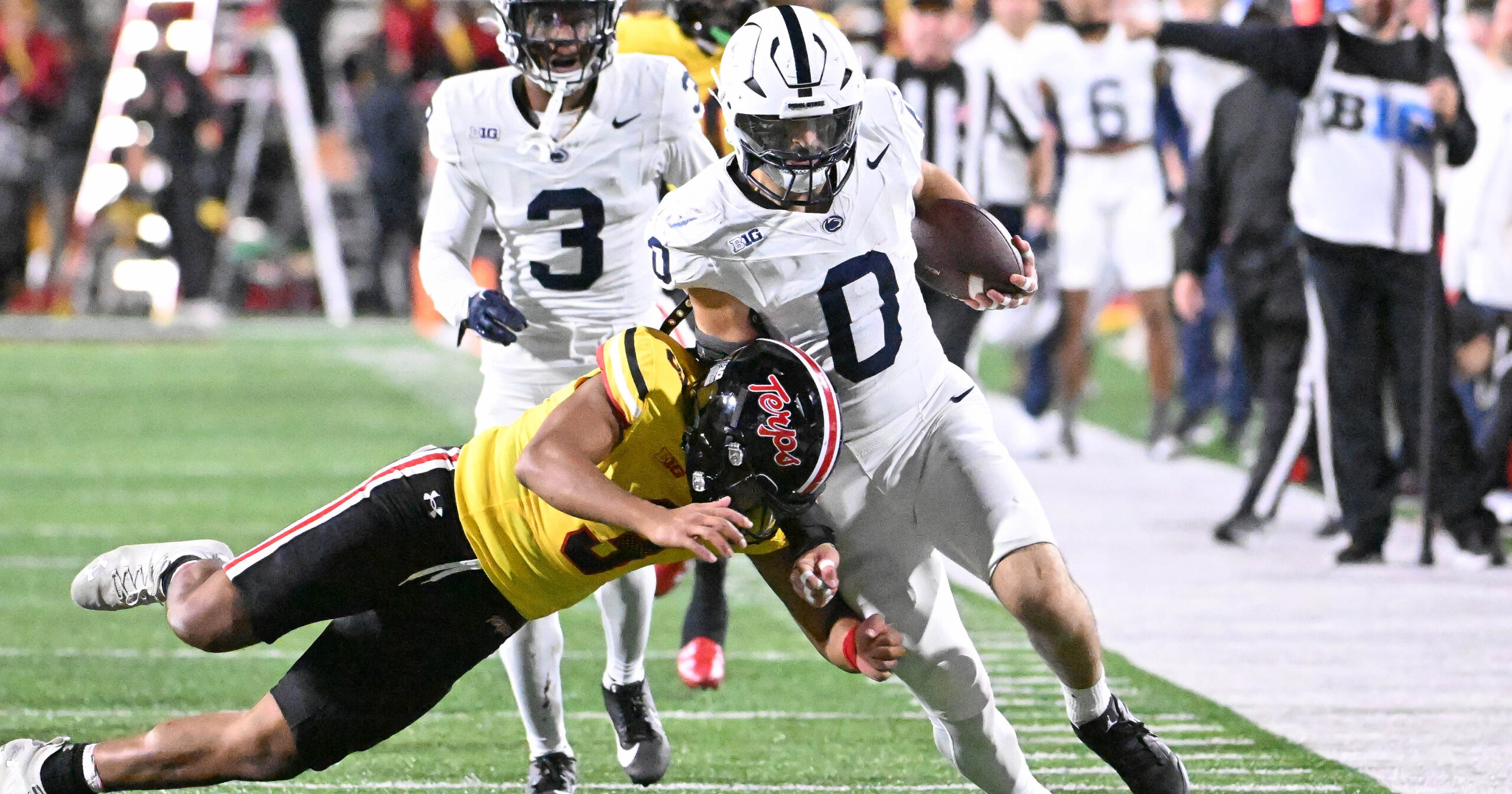 Penn State linebacker Dominic DeLuca