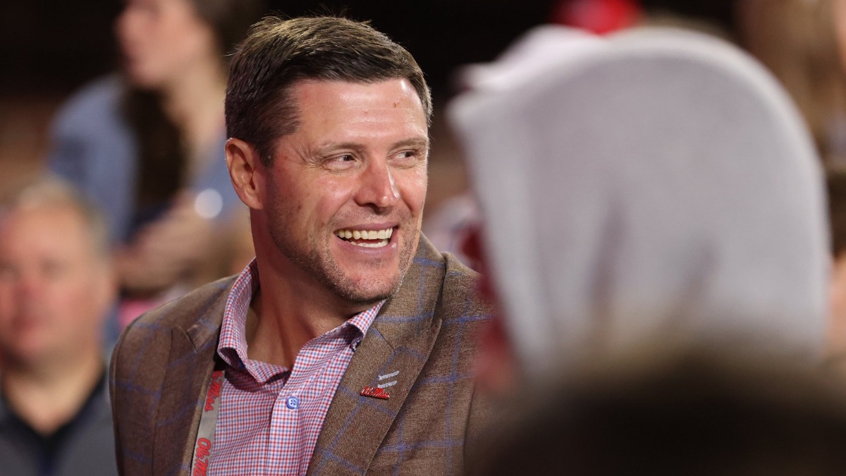 Keith Carter answers your Ole Miss questions on ‘The Flagship’