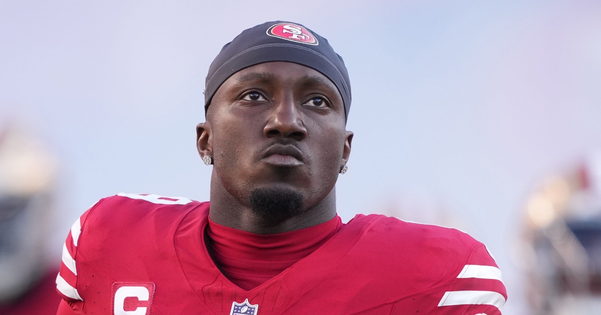 49ers Long Snapper Taybor Pepper, Deebo Samuel Fight On 49ers Sideline ...