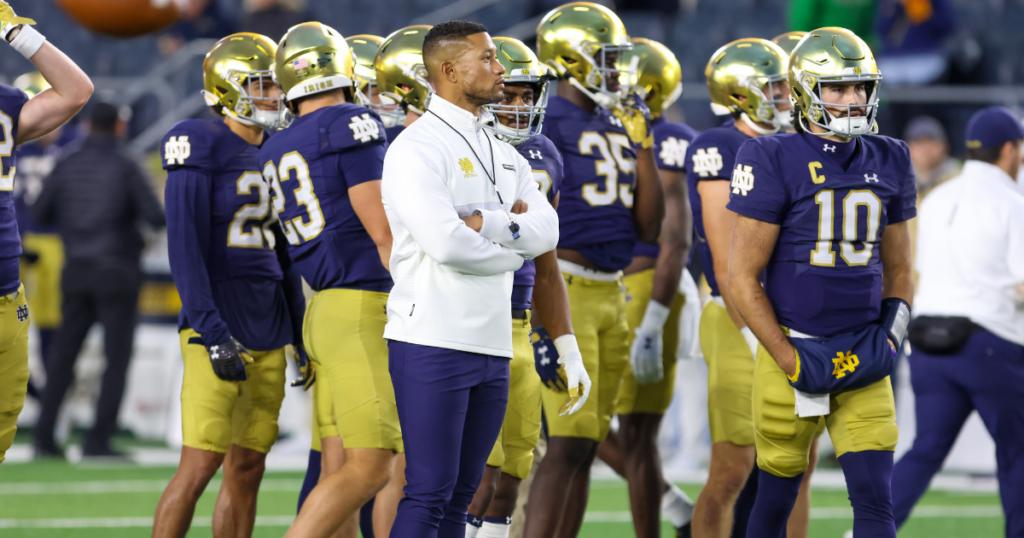 Notre Dame football spread against Wake Forest.