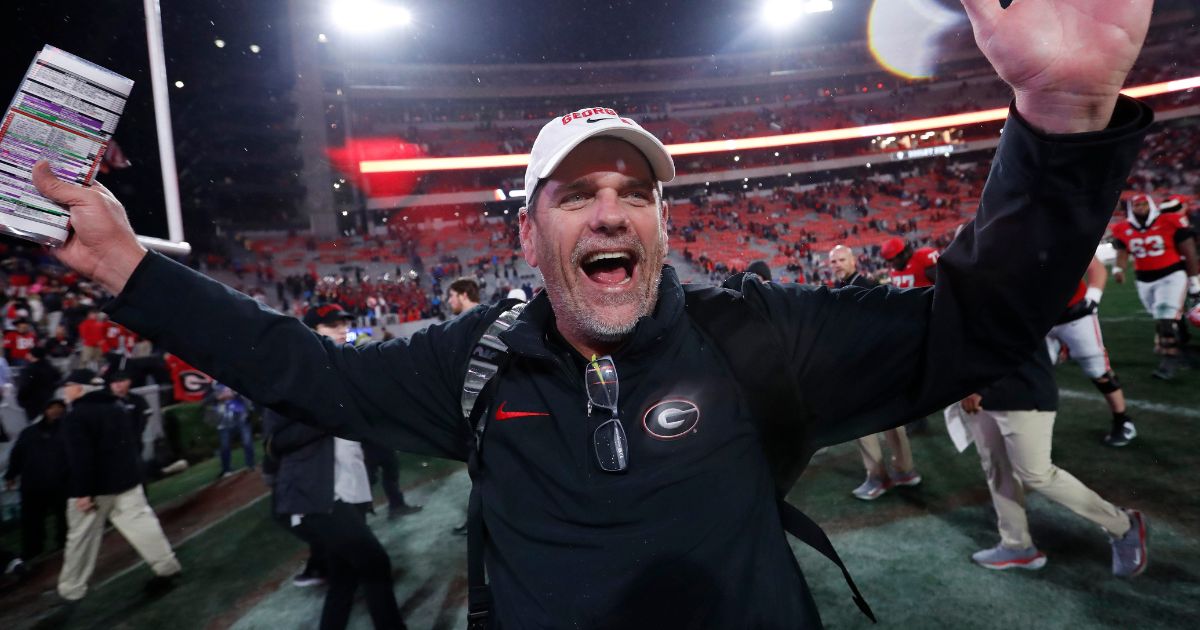 Georgia confidence in Mike Bobo paying off for Bulldog offense