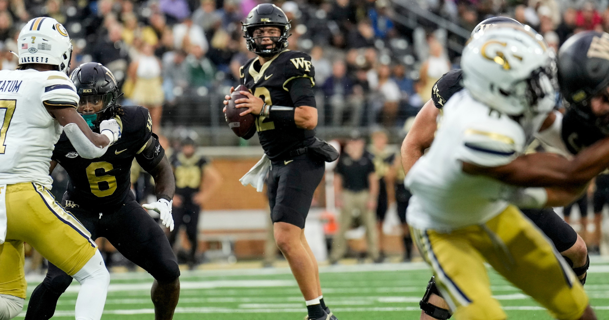 Mitch Griffis, Wake Forest QB, plans to enter NCAA Transfer Portal