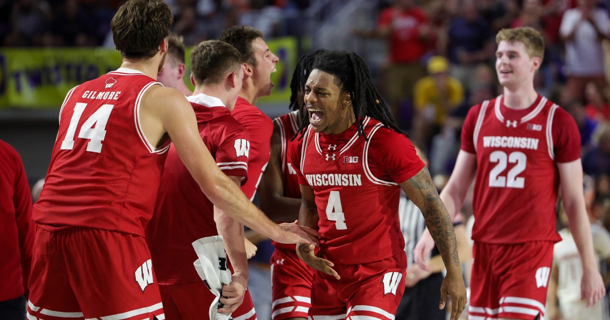 Steven Crowl credits 'dominate' mindset in Wisconsin win over Virginia