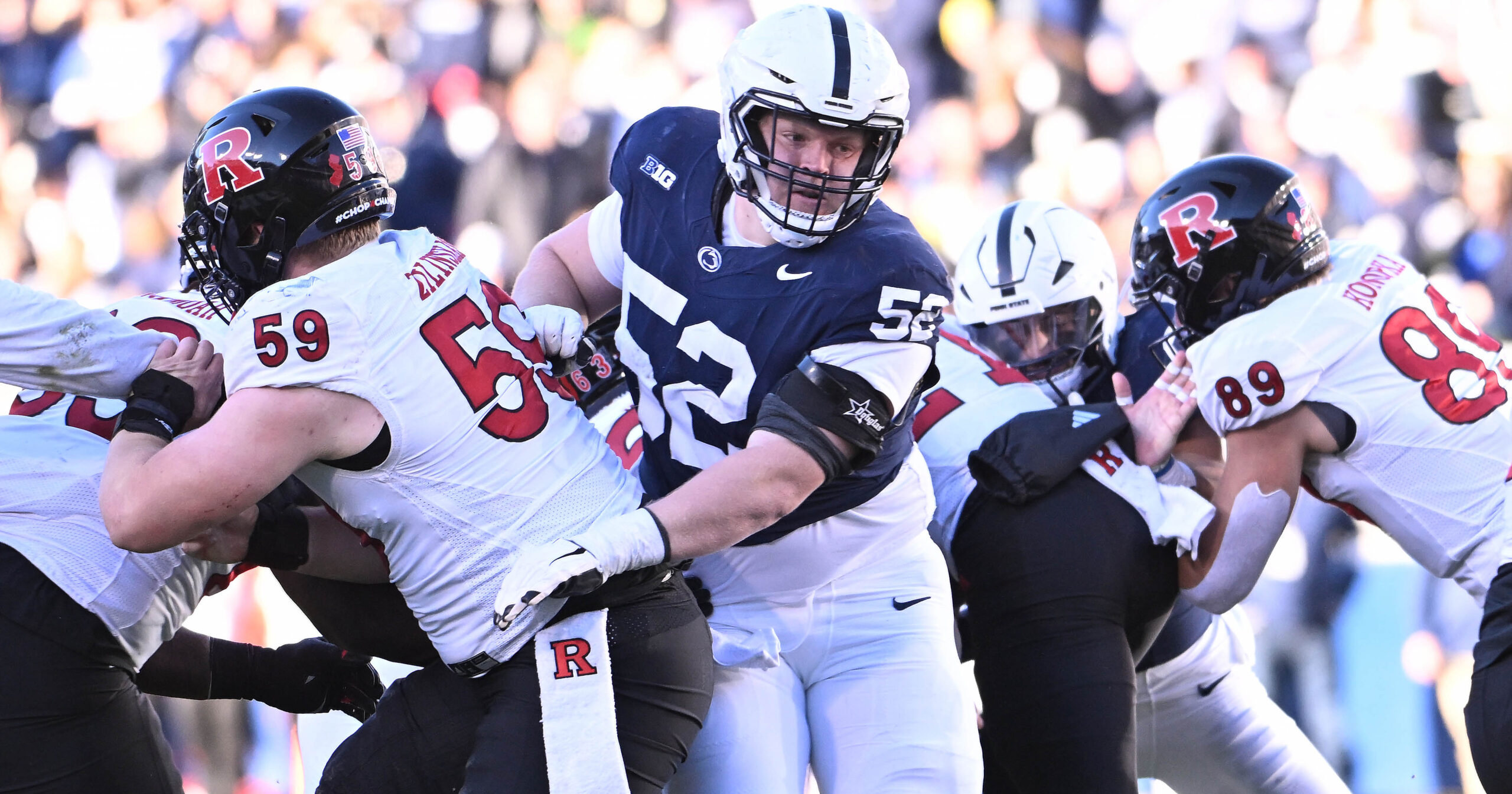 Defensive lineman Jordan van den Berg