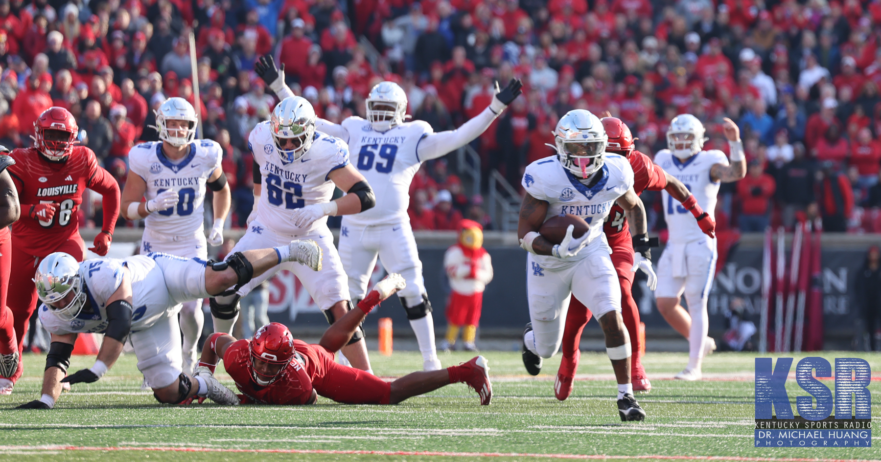 Kentucky PFF Grades and Snap Counts versus Louisville