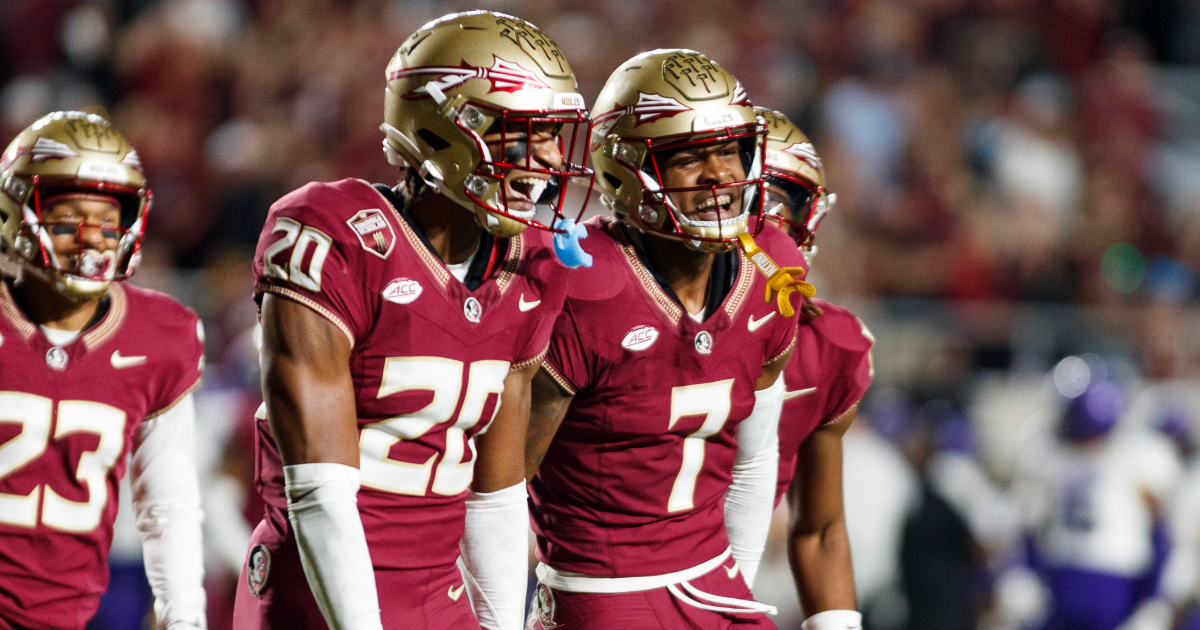 Florida State players cut piece of turf from The Swamp following win vs. Florida